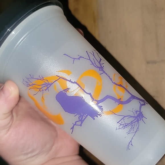 Starbucks Reusable Hot Cups with Lids Glow-in-the-Dark Halloween Fall 6pk - Picture 8 of 16